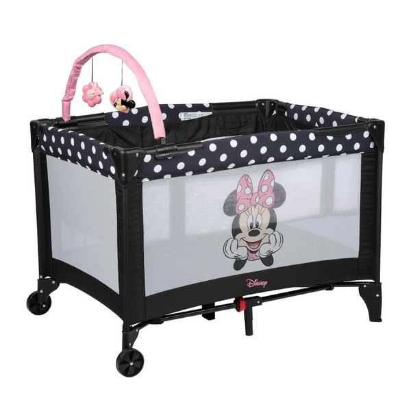 Disney Baby 3D Ultra Play Yard with Bassinet and Storage Bag