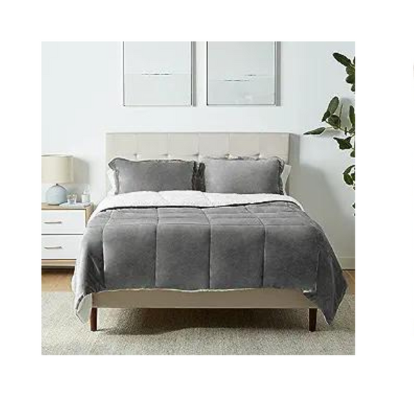 Amazon Basics Ultra-Soft Micromink Sherpa Comforter 3-Piece Bedding Set