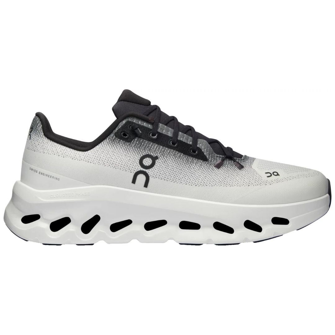 On Men’s Cloudtilt Shoes