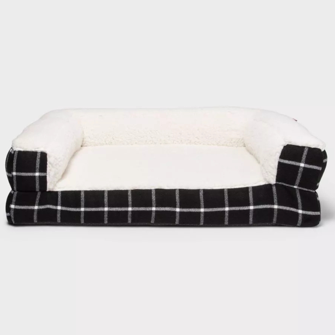 Boots & Barkley Window Pane Plaid Pillow Couch Dog Bed (M)