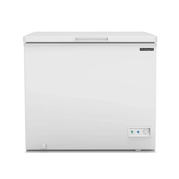 Frigidaire 7.0 Cu. ft. Frozen Food Storage Chest Freezer (White)