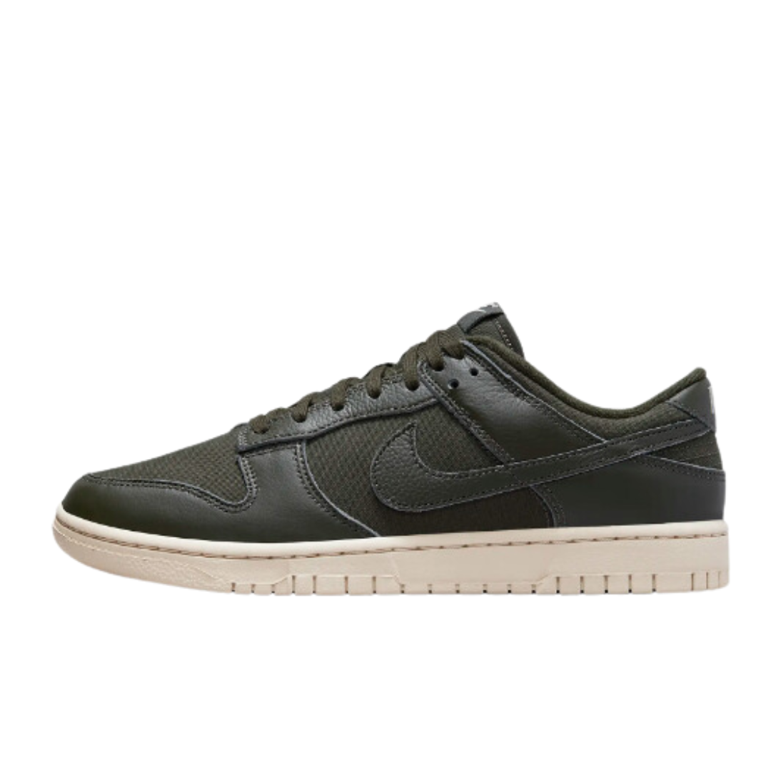 Nike Dunk Low Retro Premium Men's Shoes ( Limited Sizes)