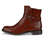 Ecco Cyber Monday Deals: Up to 70% Off On Shoes & Accessories