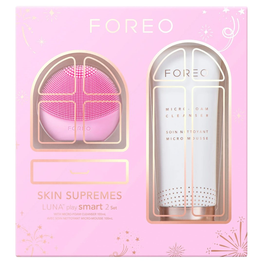 2-Piece Foreo Luna Play Smart 2 Holiday Gift Set