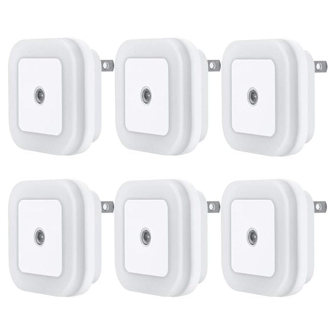 6-Pack Uigos LED Night Light Lamp With Smart Dusk To Dawn Sensor