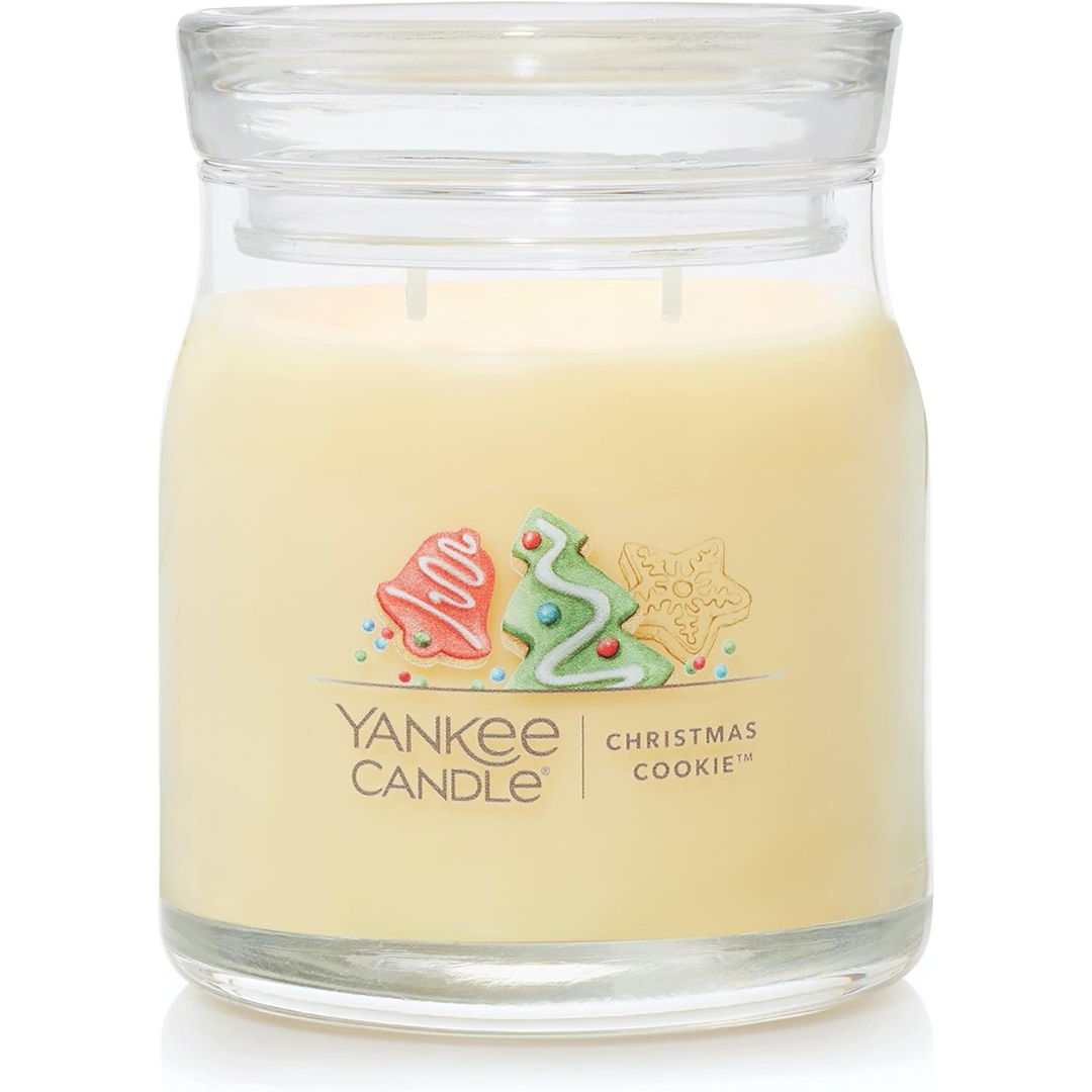 Yankee 13 oz Medium Jar 2-Wick Cookie Signature Candle