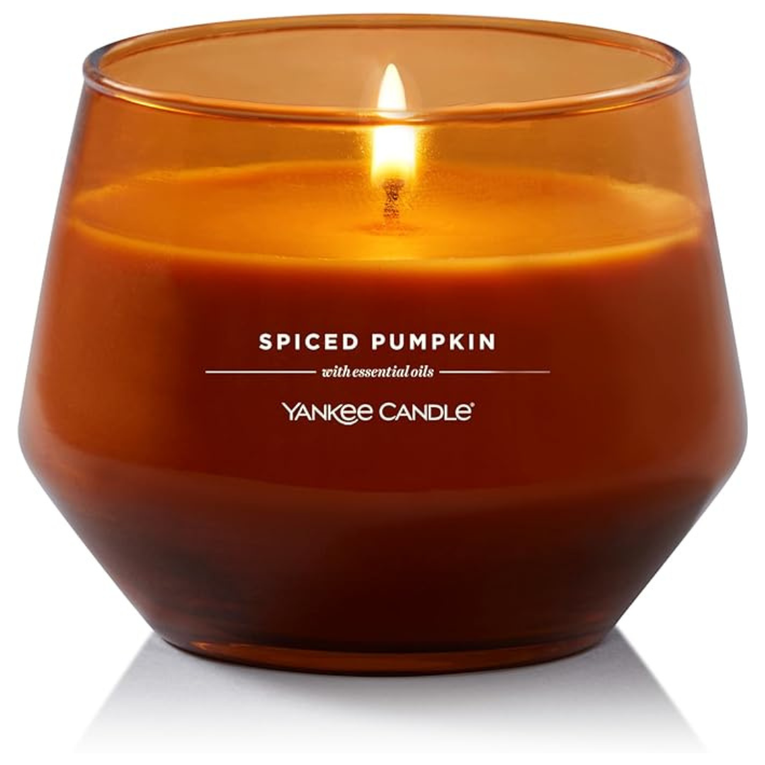 Yankee Studio Medium Spiced Pumpkin Candle (10 Oz)