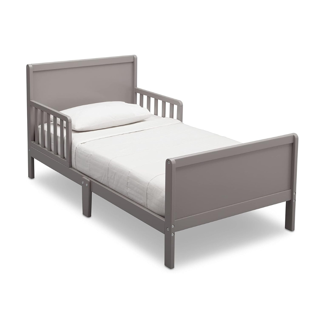 Delta Children Fancy Wood Toddler Bed