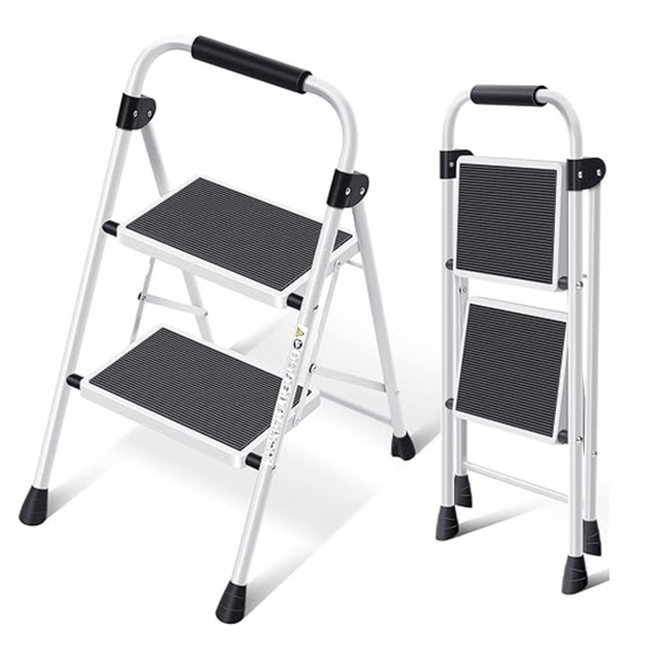 3-Step Folding Ladder With Anti-Slip Wide Pedal