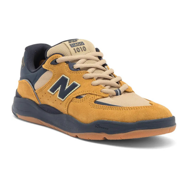 Nordstrom Rack: Up To 75% Off On New Balance Shoes & Apparel For The Family