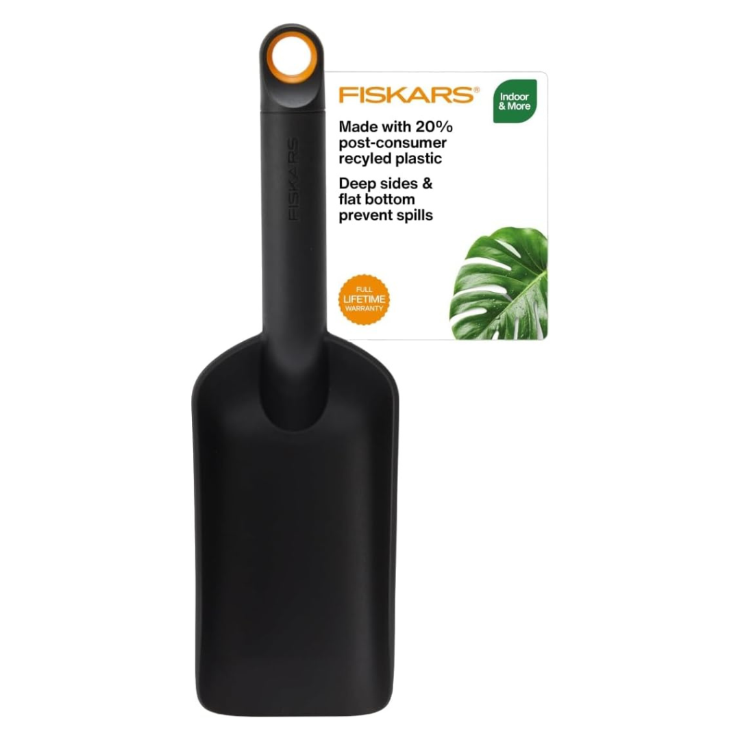 Fiskars Indoor Garden Trowel Soil Scoop (1.5 Cups)