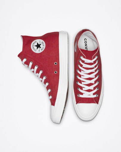 Converse: Select Seasonal Shoe Styles