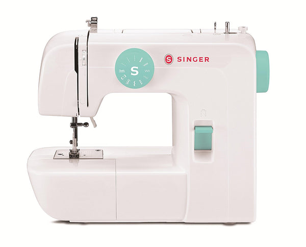 Singer sewing machine with tote bag and free online class