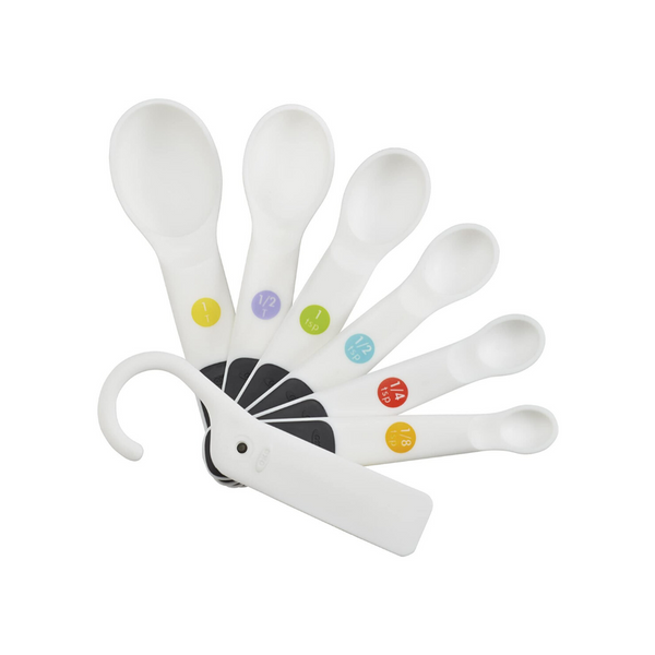 Juego de cucharas medidoras de plástico de 6 piezas OXO Good Grips