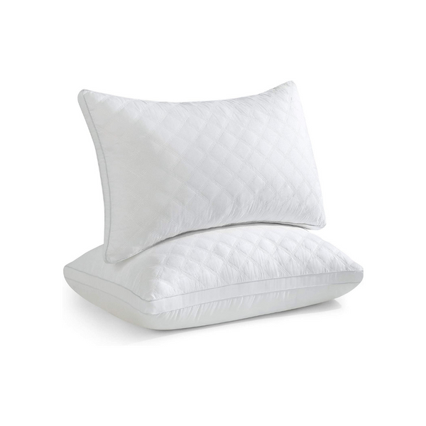 2 Queen Down Alternative Pillows With 4 Pillowcases