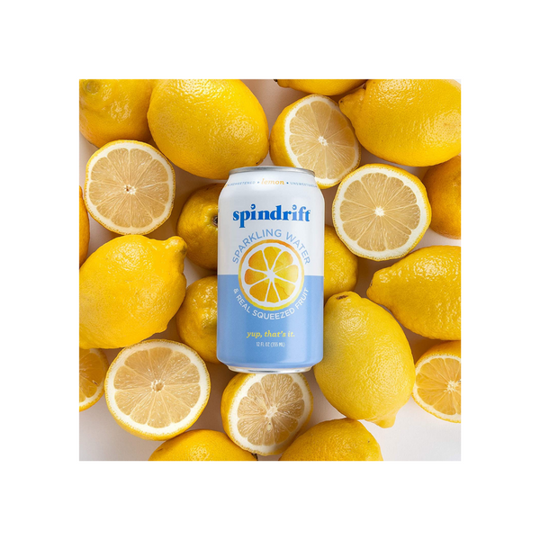 24 latas de agua con gas Spindrift Lemon de 12 oz hecha con fruta real exprimida